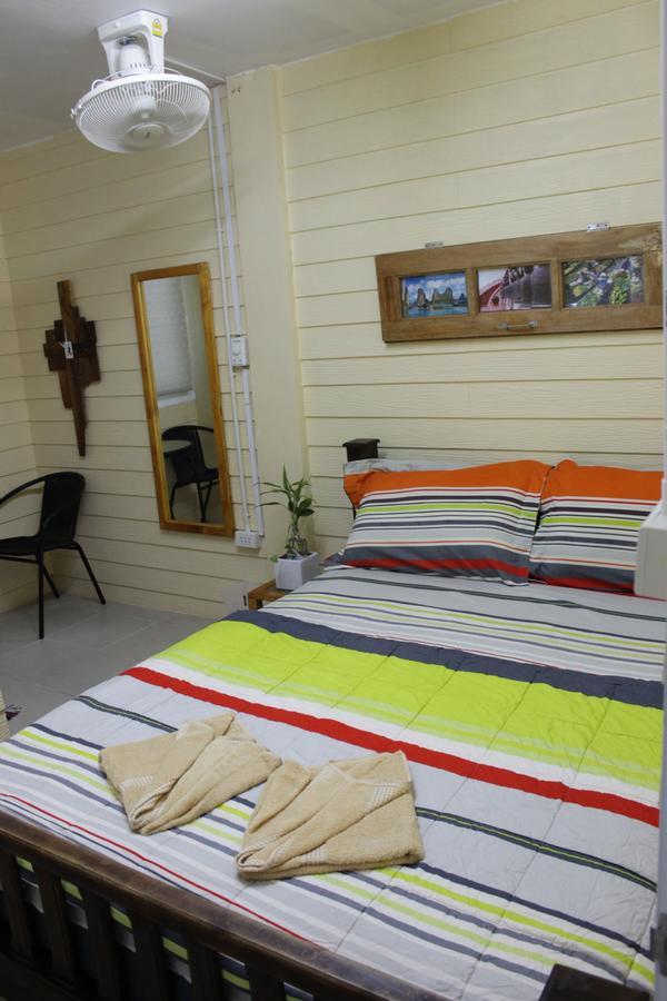 The Oasis Hostel Chinatown (Adults Only) Bangkok Dış mekan fotoğraf